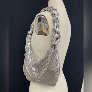 Chain mail shoulder bag from Zara